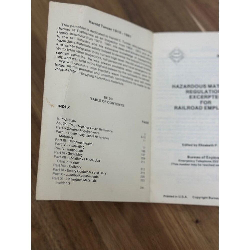 Hazardous Materials Regulations Excerpted For Railroad Employees BE Pamphlet 20 - Picture 14 of 16